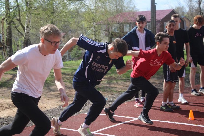 бег. соревнование процессов. спортивные мероприятия. соревнование процессов. соревнование процессов.